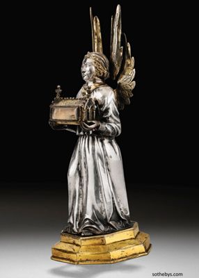 Archives départementales de la Haute-Loire. Vente d'un ange reliquaire par la société Sotheby's, poinçon d'un orfèvre de Brioude du XVe siècle.