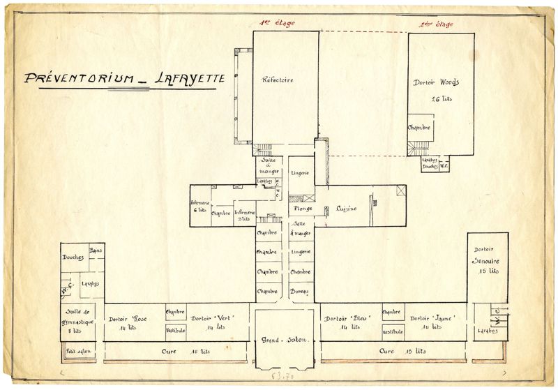 Plans de travaux, chantiers de construction et d'aménagement pour le Préventorium sur le domaine de Chavaniac, 1918-1950 (233 J 184).